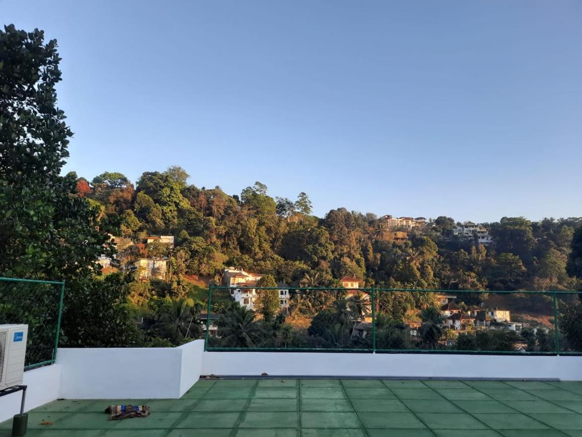 Everdew Kandy Rooms Exterior photo